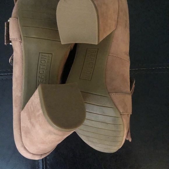 Kenneth Cole  Beautiful pink 👠 - Picture 3 of 3